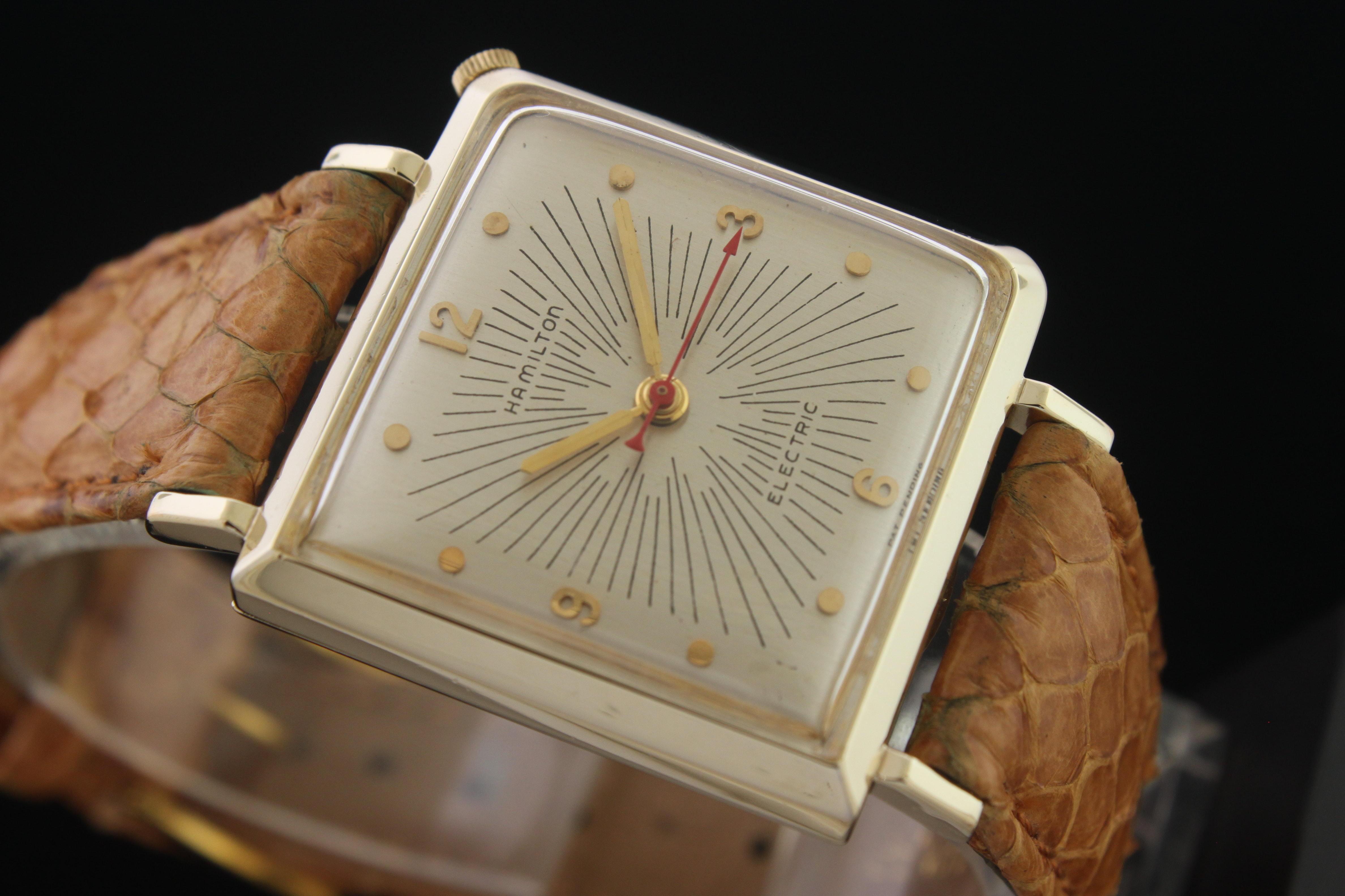 Buy JBW Men's Victor 50MM 18K Gold Plated Bracelet & CASE Quartz Watch  JB-8102-A Online at desertcartINDIA